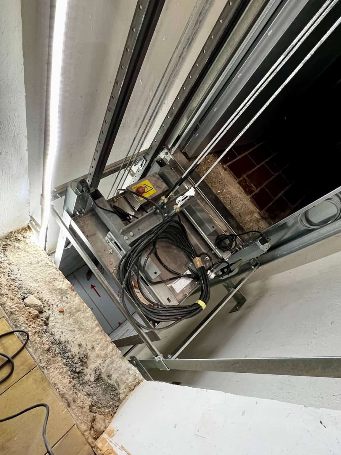 Výťah na horskej chate Erjavčeva